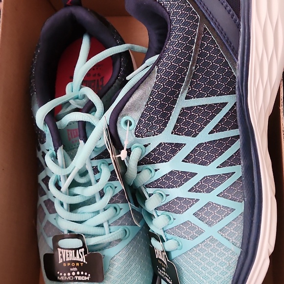 Women's Size 6 Blue Everlast Sport Rio Shoes - Picture 1 of 1